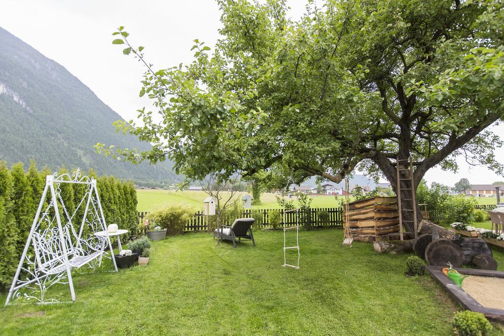 Forest Chalet, 15 Min To Salzburg Olt Town, And Most Beautiful Lakes, Secluded Location, 1,000 Sqm Garden, Mountainview, Panorama Sauna, Bath Whirlpool, Bbq&Bikes&Sunbeds For Free, Up To 10 P Golling an der Salzach Extérieur photo