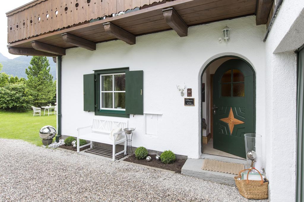 Forest Chalet, 15 Min To Salzburg Olt Town, And Most Beautiful Lakes, Secluded Location, 1,000 Sqm Garden, Mountainview, Panorama Sauna, Bath Whirlpool, Bbq&Bikes&Sunbeds For Free, Up To 10 P Golling an der Salzach Extérieur photo
